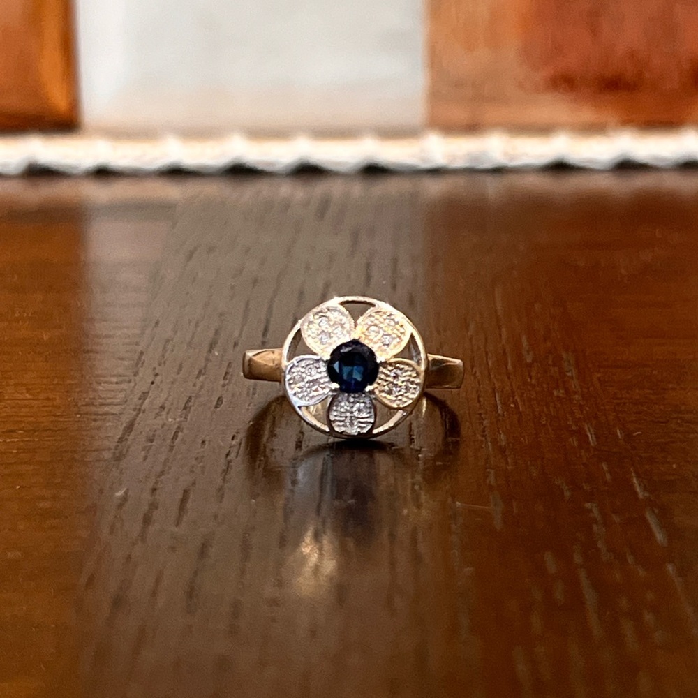 Blue crystal floral ring art deco style